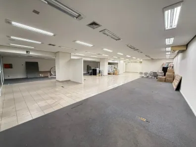 Ponto Comercial para alugar, 484m² no Funcionários, Belo Horizonte