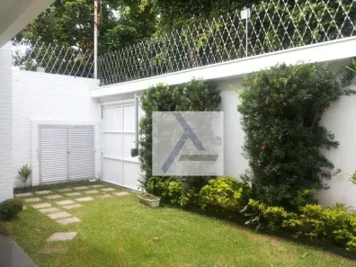 Casa com 4 Quartos à venda, 330m² no Moema, São Paulo