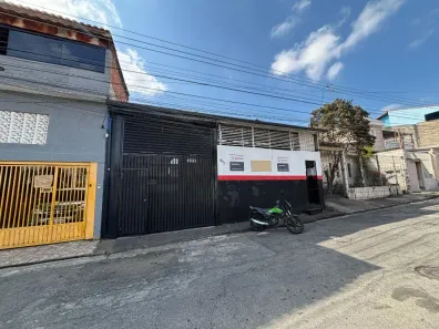 Galpão/Depósito/Armazém à venda, 252m² no Jardim Santa Cecília, Guarulhos