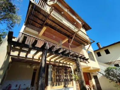 Casa com 3 Quartos à venda, 100m² no Mosela, Petrópolis