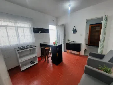 Casa com 2 Quartos para alugar, 60m² no Jardim das Nações, Taubaté