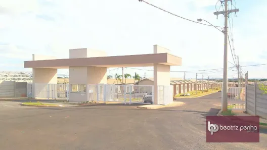 Casa de Condomínio com 2 Quartos à venda, 43m² no Jardins Versalhes, Bady Bassitt