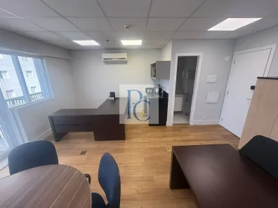 Sala Comercial para alugar, 32m² no Santo Amaro, São Paulo