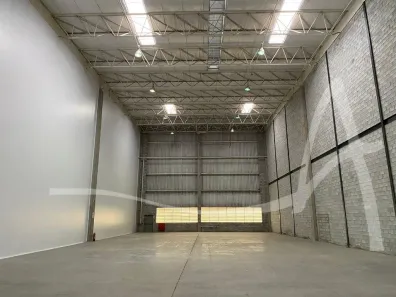 Galpão/Depósito/Armazém para alugar, 1680m² no Itaqui, Itapevi