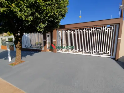 Casa com 3 Quartos para alugar, 193m² no Bandeirantes, Londrina