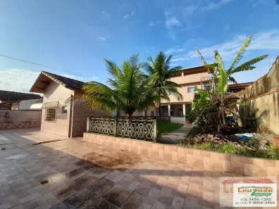 Casa com 4 Quartos à venda, 131m² no Jardim Peruíbe, Peruíbe