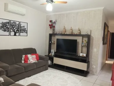 Casa com 3 Quartos à venda, 200m² no Residencial Novo Horizonte, Taubaté