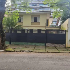 Sobrado com 4 Quartos para alugar, 360m² no Alto de Pinheiros, São Paulo