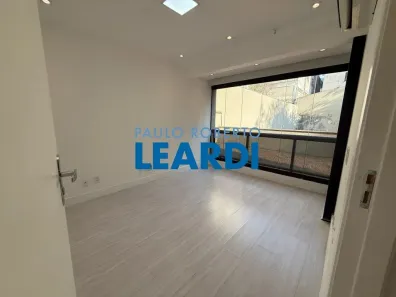 Sala Comercial à venda, 60m² no Vila Clementino, São Paulo