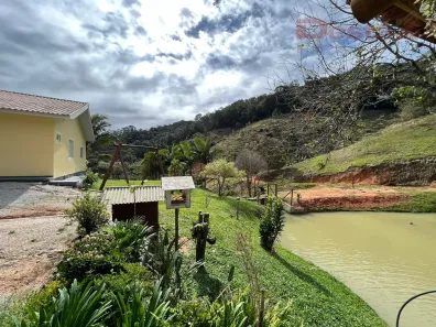 Fazenda/Sítio com 4 Quartos à venda, 120m² no Santa Teresa, São Pedro de Alcântara
