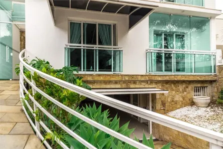 Sobrado com 4 Quartos à venda, 364m² no Jardim Franca, São Paulo