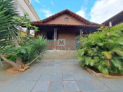 Casa com 4 Quartos à venda, 208m² no Milionários (Barreiro), Belo Horizonte