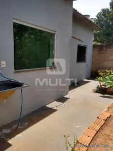 Casa com 2 Quartos à venda, 137m² no Granada, Uberlândia