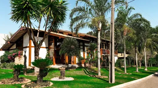 Casa de Condomínio com 5 Quartos à venda, 378m² no Jardim Florença, Goiânia