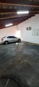 Casa com 2 Quartos à venda, 50m² no Laranjeiras, Uberlândia