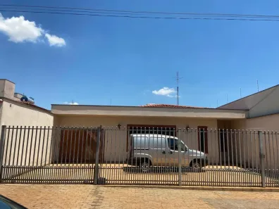 Casa com 3 Quartos para venda ou aluguel, 219m² no Jardim Nossa Senhora Auxiliadora, Campinas