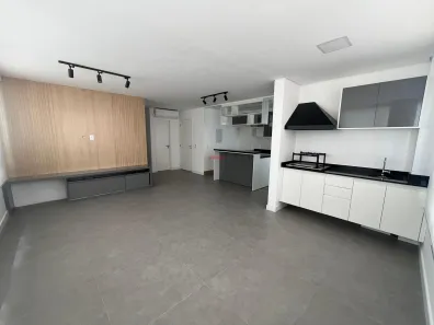 Apartamento com 2 Quartos para alugar, 90m² no Cidade Monções, São Paulo
