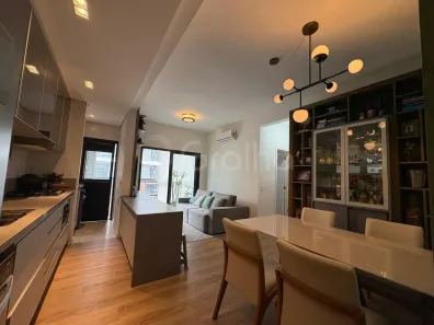 Apartamento com 2 Quartos à venda, 70m² no Centro, Florianópolis