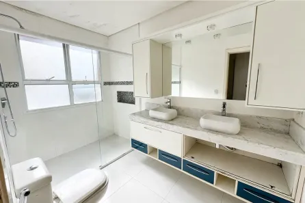 Casa de Condomínio com 4 Quartos à venda, 250m² no Suru, Santana de Parnaíba