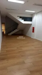 Prédio Comercial para alugar, 1400m² no Centro, Uberlândia