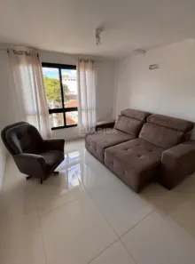Apartamento com 2 Quartos para alugar, 70m² no Vila Ipiranga, Porto Alegre