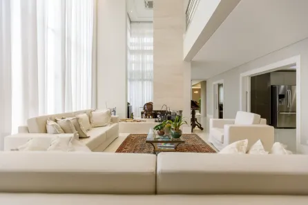 Casa com 4 Quartos à venda, 590m² no Butiatuvinha, Curitiba