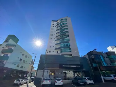 Apartamento com 3 Quartos para alugar, 130m² no Presidente Médici, Chapecó