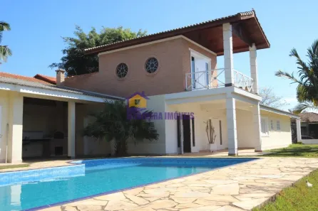 Fazenda/Sítio com 4 Quartos à venda, 200m² no Curral, Ibiúna
