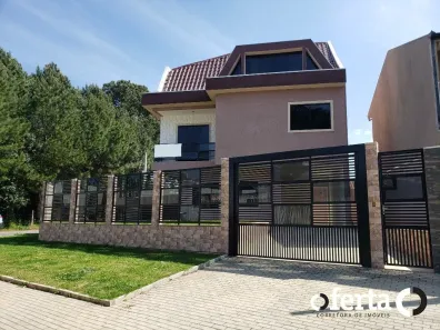 Sobrado com 3 Quartos à venda, 153m² no Centro, Araucária