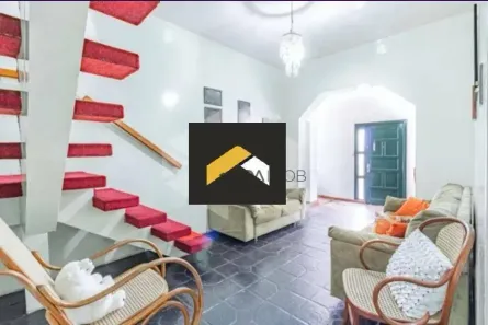 Imóvel Comercial com 5 Quartos para alugar, 251m² no São João, Porto Alegre