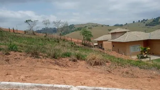 Lote/Terreno à venda, 10m² no Piranguinho, Piranguinho