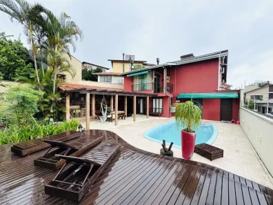 Casa com 4 Quartos à venda, 450m² no Lote Seis, Criciúma