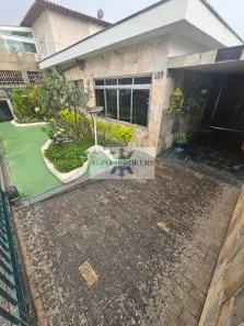 Casa com 4 Quartos à venda, 300m² no Bela Vista, Osasco