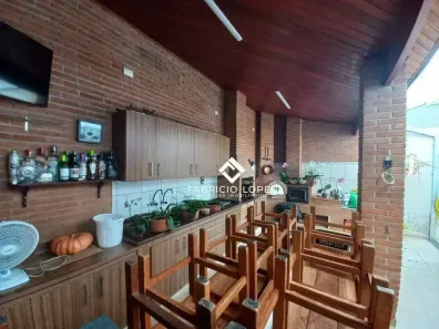 Casa com 4 Quartos à venda, 244m² no Cidade Jardim, Jacareí