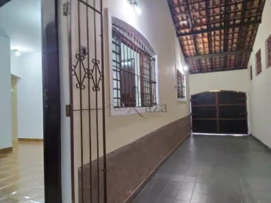 Casa com 3 Quartos à venda, 195m² no Vila Ester, São José dos Campos