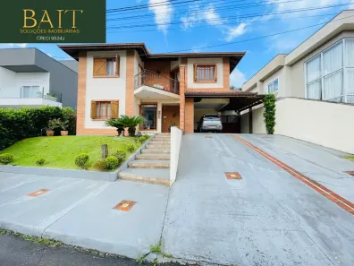 Casa de Condomínio com 5 Quartos à venda, 290m² no Floresta, Joinville