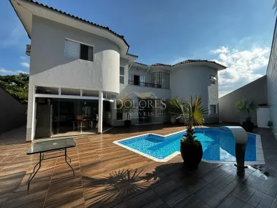 Casa de Condomínio com 7 Quartos para venda ou aluguel, 600m² no Parque Residencial Itapeti, Mogi das Cruzes