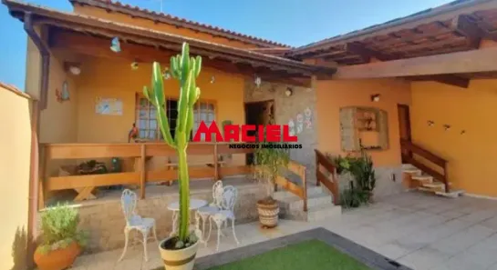 Casa com 3 Quartos à venda, 193m² no Jardim Maria Cândida, Caçapava