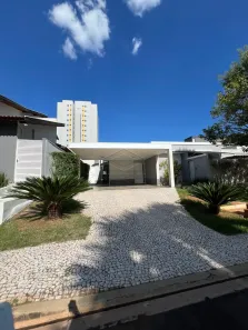 Casa de Condomínio com 3 Quartos para alugar, 200m² no Vila Aviação, Bauru