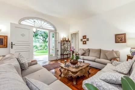Casa com 2 Quartos para alugar, 176m² no Jardim Europa, São Paulo