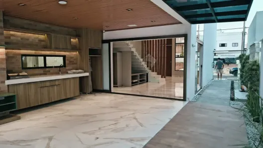 Casa de Condomínio com 4 Quartos à venda, 238m² no Uruguai, Teresina