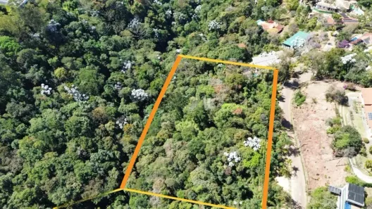 Lote/Terreno à venda, 2785m² no Estância Serrana, Nova Lima