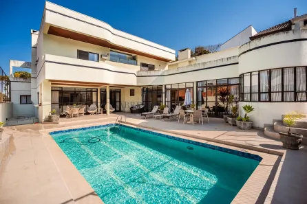Casa com 5 Quartos à venda, 768m² no Vista Alegre, Curitiba