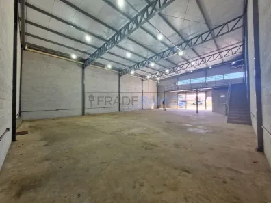 Galpão/Depósito/Armazém para alugar, 294m² no Vila Maria, Aparecida de Goiânia