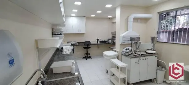 Imóvel Comercial à venda, 357m² no Campo Grande, Santos