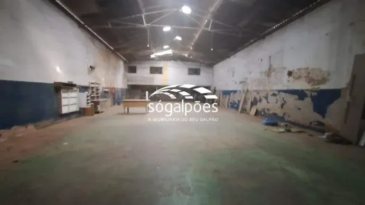 Galpão/Depósito/Armazém à venda, 394m² no Carlos Prates, Belo Horizonte