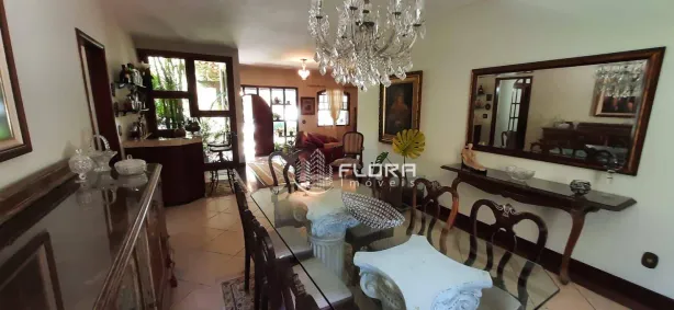 Casa de Condomínio com 3 Quartos à venda, 292m² no Mata Paca, Niterói