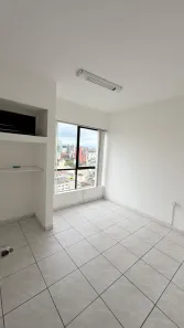 Ponto Comercial à venda, 37m² no Centro, Joinville