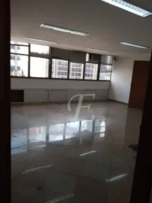 Sala Comercial à venda, 300m² no Vila Olímpia, São Paulo