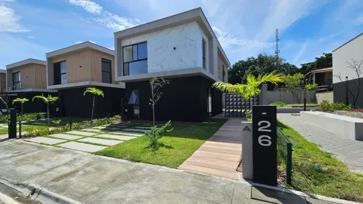 Casa de Condomínio com 3 Quartos para alugar, 180m² no Jacaré, Cabedelo